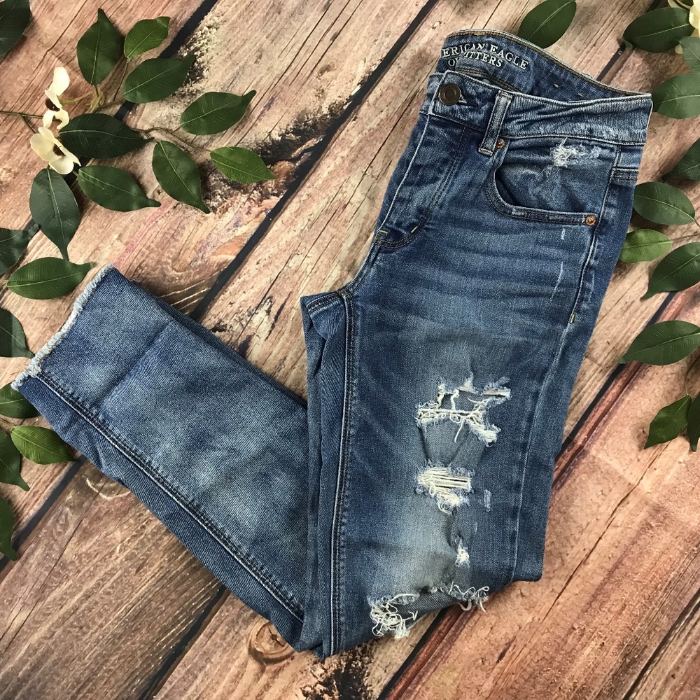 American Eagle Tomgirl Size 4 Light Boyfriend Jean